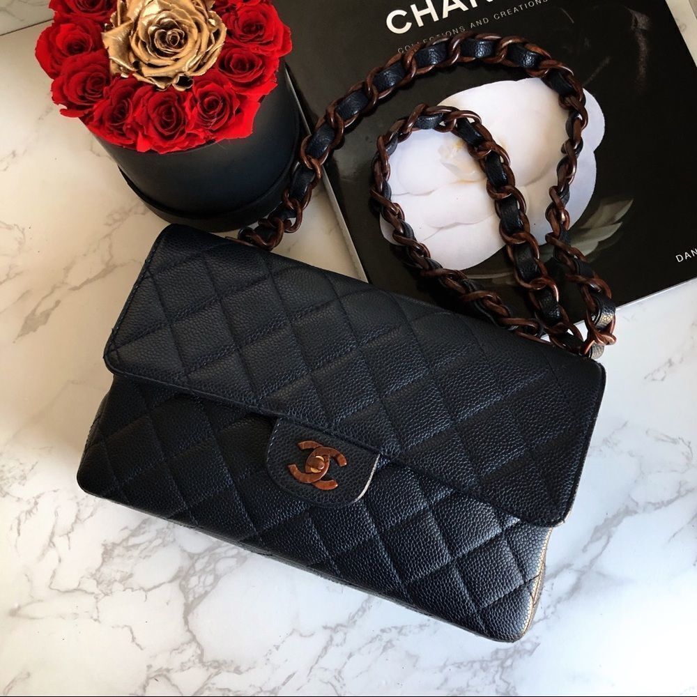 CHANEL Wood Classic Flap Medium Caviar leather CC  Quilted 25cm Royal Blue Bag